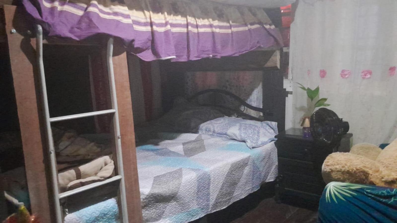 Hostal Cafe Axel Bocas Town Ngoại thất bức ảnh