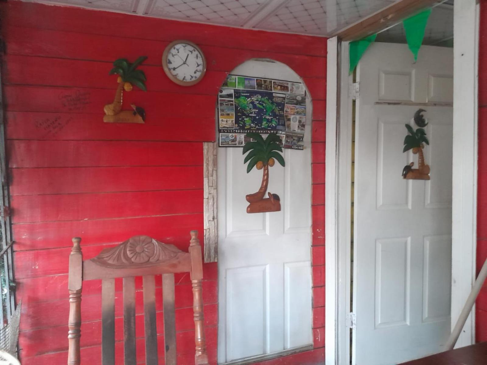 Hostal Cafe Axel Bocas Town Ngoại thất bức ảnh
